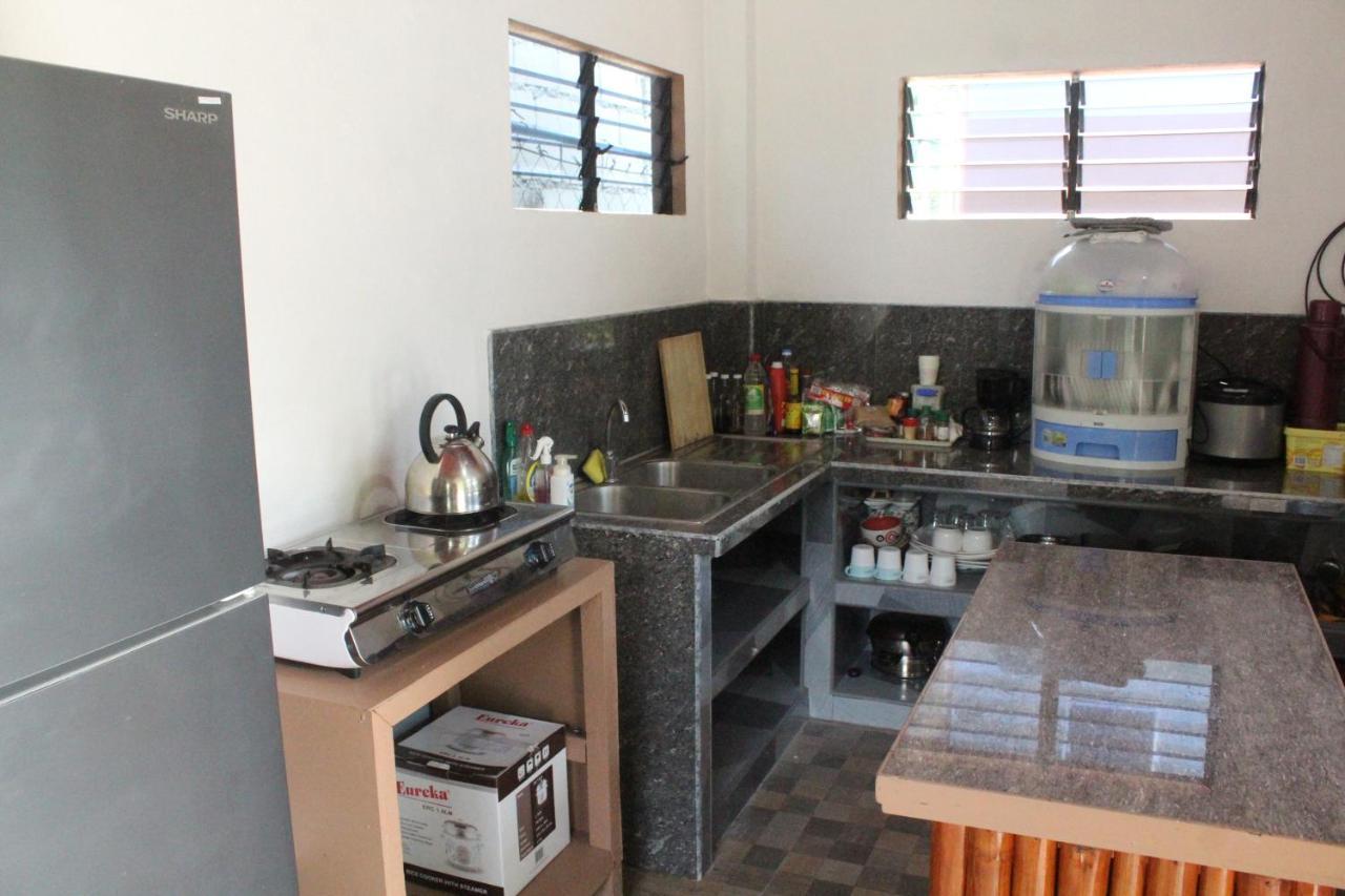 Maya Guest House - Sipaway Island San Carlos  Экстерьер фото